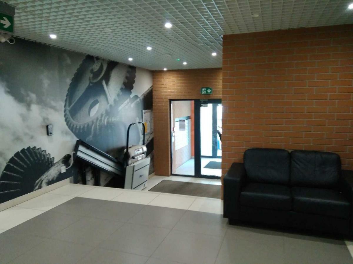 Manufaktura Apartamento Varsóvia Exterior foto